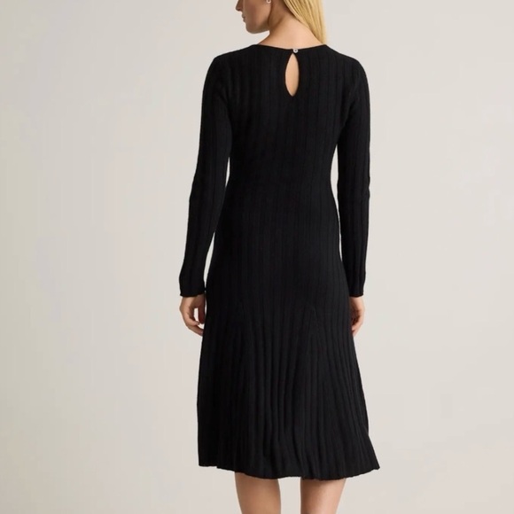 Quince Mongolian Cashmere Wide Ribbed Midi Dress in Black Size Large - Picture 6 of 8